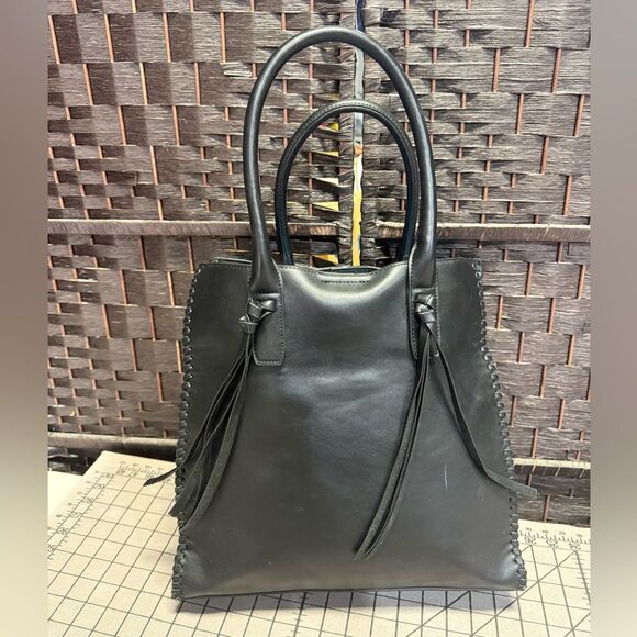 Forever 21 Handbags - Forever 21 | Black Whipstitch Tote Bag | Tassel Detail Faux Leather